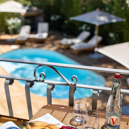 Lou Mare Hotel